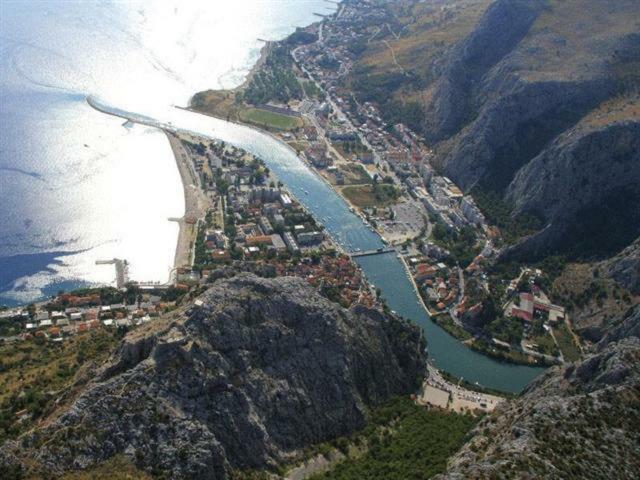 Apartamento Natali Omiš Exterior foto